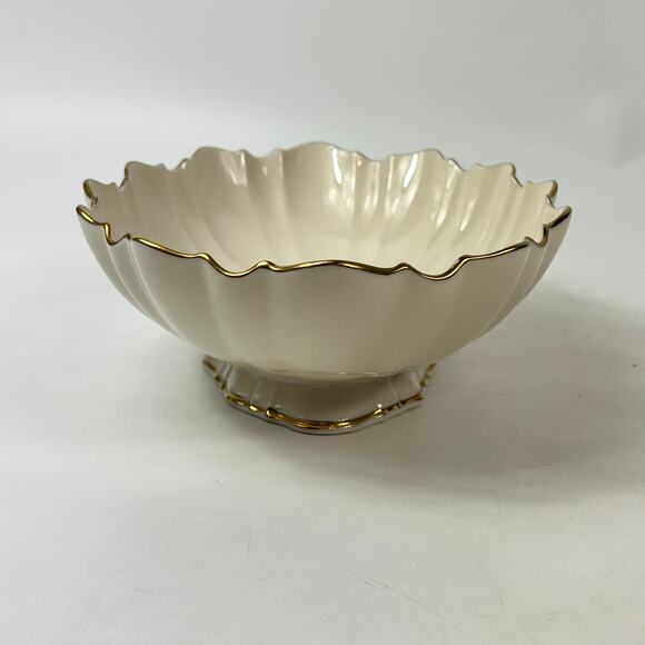Lenox Symphony Scalloped Oval Centerpiece Serving Bowl 24K Gold Trim USA - Picture 3 of 12